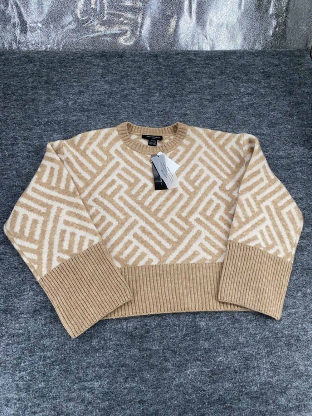 French Connection Martina Graphic Sweater Beige & Cream Patterned Crewneck Sz L - Picture 2 of 8
